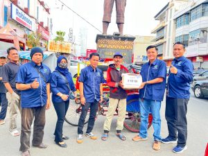 IWO Lampung bagikan paket sembako