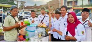 Di Bulan Penuh Berkah APDESI Kabupaten pringsewu Berbagi takjil