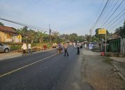 Satlantas Polres Pesawaran Laksanakan Pengamanan Sholat Idul Adha 1446 H di Ruas Jalinbar Gedong Tataan