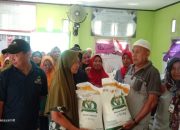 279 KPM di Pekon Pandansari Selatan Terima Bantuan Pangan dari Bulog, Masing-Masing 20 Kg Bera